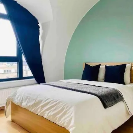 Apartamento Penthouse 2 Bedrooms With Terrace & Free Parking *