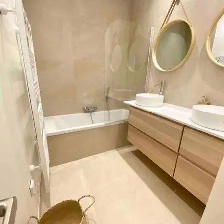 Apartamento Penthouse 2 Bedrooms With Terrace & Free Parking *